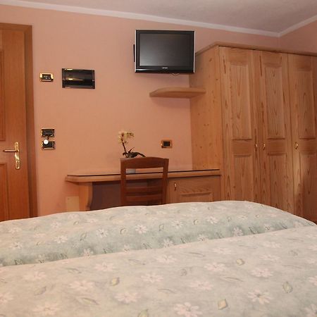 Albergo Caravasc Livigno Buitenkant foto