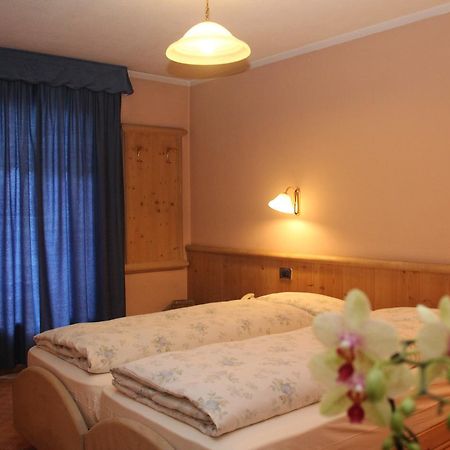 Albergo Caravasc Livigno Buitenkant foto