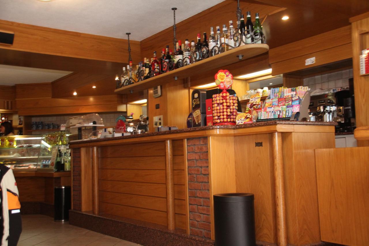 Albergo Caravasc Livigno Buitenkant foto